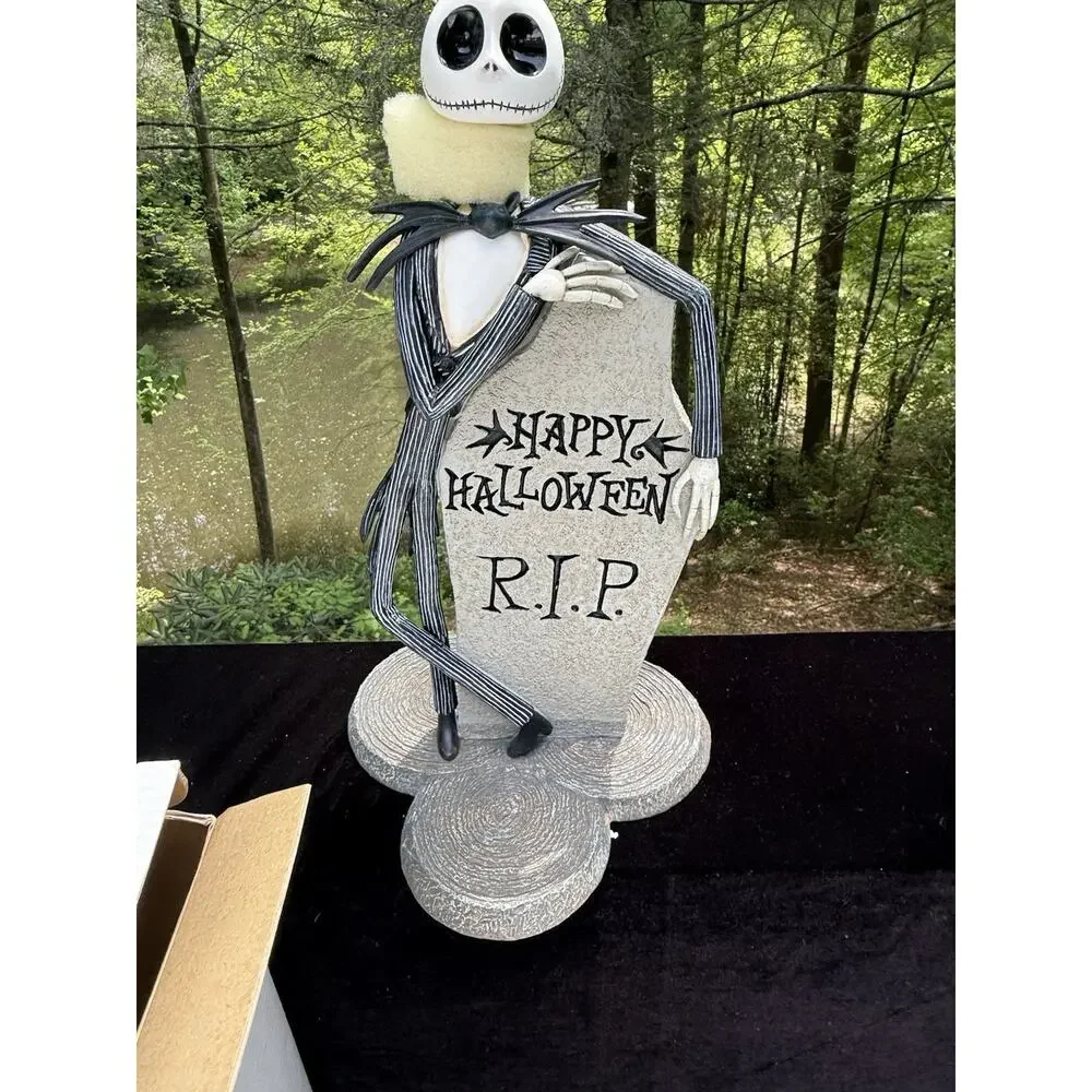 Disney Store JACK SKELLINGTON Nightmare Before Christmas HALLOWEEN Bobble NIB